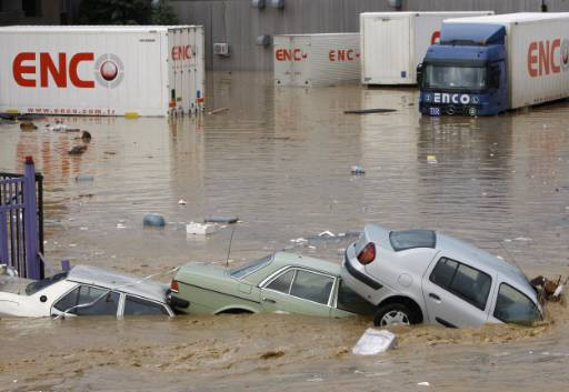 Νεκροί 11 άνθρωποι από κατολισθήσεις και πλημμύρες στην Τουρκία