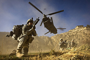 Επίθεση Ταλιμπάν σε βάσεις του ΝΑΤΟ στο Αφγανιστάν