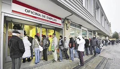 Ισπανία: Αυξήθηκε η ανεργία τον Αύγουστο, θυσίες  για ένα καλύτερο αύριο ζητά ο Θαπατέρο