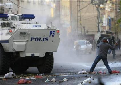 Έκρηξη με 10 τραυματίες στην Τουρκία