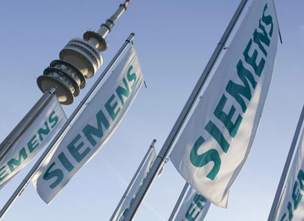 Siemens: Αντιπαραθέσεις και κατάπληξη ΟΤΕ για τη δίωξη Βουρλούμη