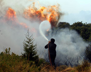 Πυρκαγιά ξέσπασε στην Αρεόπολη Λακωνίας
