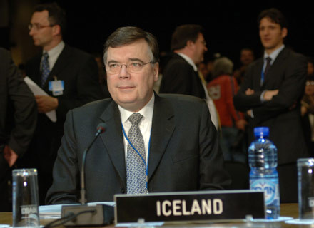 Εξέταση του πρώην πρωθυπουργού για την οικονομία ζητούν οι Ισλανδοί