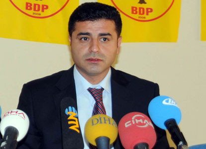 Τουρκία: Φυλάκιση με αναστολή στον ηγέτη του φιλοκουρδικού BDP