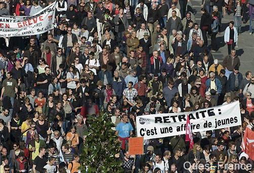 Τρίτη μέρα απεργιακών κινητοποιήσεων στη Γαλλία