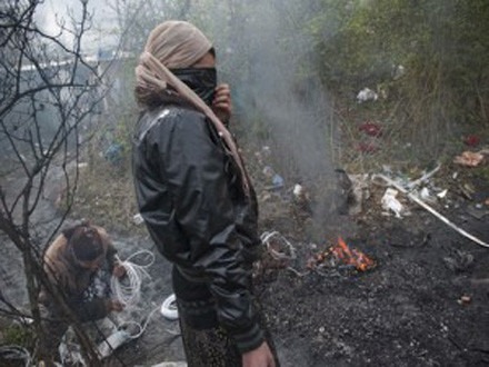 Κίνδυνος για την υγεία των Ρομά από την «ανεπίσημη» ανακύκλωση που συνεχίζεται στη Γαλλία