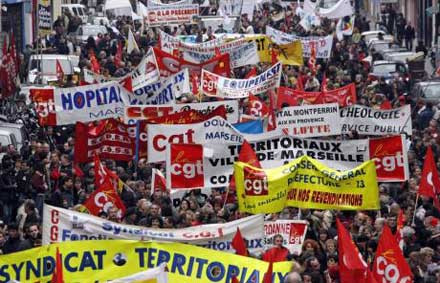 Βίαια επεισόδια κατά την 6η Εθνική απεργία στη Γαλλία