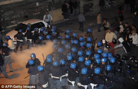 Συλλήψεις μετά τις συγκρούσεις στη Νάπολη