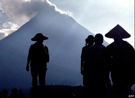Νέα έκρηξη του ηφαιστείου Μεράπι στην Ινδονησία