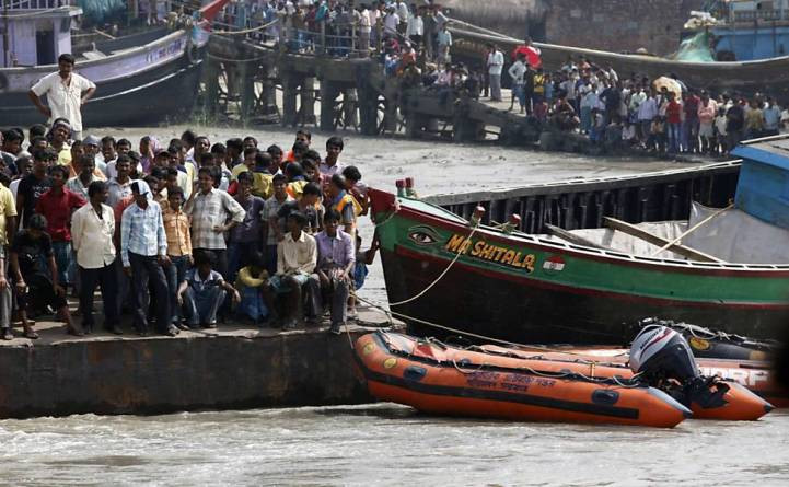 Στους 62 οι νεκροί από ναυάγιο στον κόλπο της Βεγγάλης