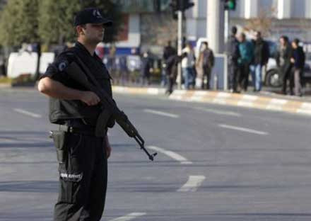 Σχέσεις με το ΡΚΚ είχε ο βομβιστής αυτοκτονίας στην πλατεία Ταξίμ κατά τις τουρκικές Αρχές