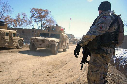 Αφγανιστάν: Νεκρός κυβερνήτης και στρατιώτες του NATO από επιθέσεις