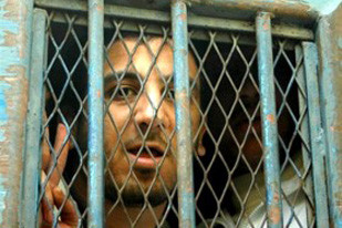 Αποφυλάκιση του Αιγύπτιου μπλόγκερ Καρίμ Άμερ