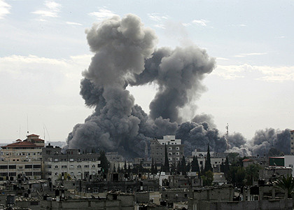 Ισραηλινές αεροπορικές επιθέσεις στη Γάζα
