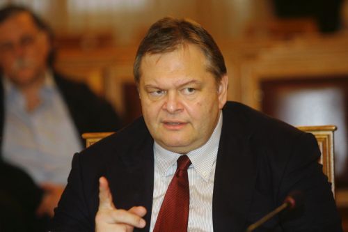 Βενιζέλος: Έντονες διαπραγματεύσεις για τη νέα διοικητική δομή του ΝΑΤΟ