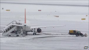 Οκτώ άνθρωποι πέθαναν από το ψύχος στην Πολωνία