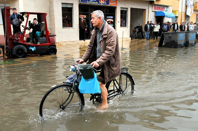 Αλβανία: 11.000 άτομα εγκατέλειψαν τα σπίτια τους εξαιτίας των πλημμυρών
