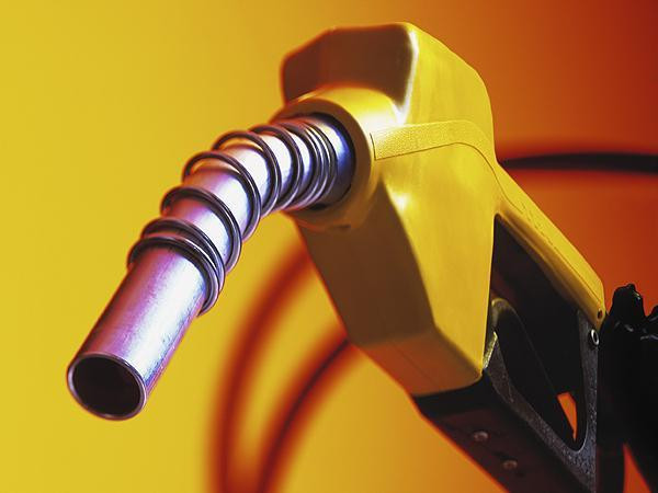 ΚΕΠΚΑ: Μην αγοράζετε βενζίνη με πάνω από 1,5 ευρώ το λίτρο