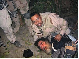 13 Δεκεμβρίου 2003: «Έχουμε τον Χουσεΐν. Ο τύραννος είναι αιχμάλωτος»