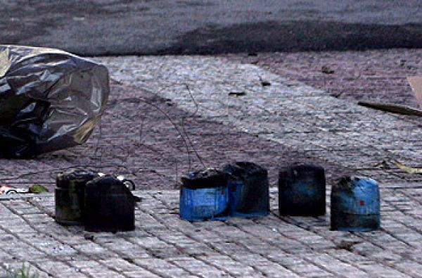 Επίθεση με γκαζάκια σε σύνδεσμο φιλάθλων του ΠΑΟΚ στη Θεσσαλονίκη