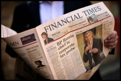 Financial Times: Σε «αγώνα δρόμου» η Ελλάδα για να εναρμονισθεί με το Μνημόνιο