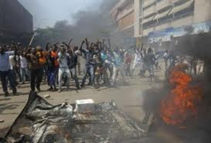 Συνεχίζονται οι μετεκλογικές ένοπλες συγκρούσεις στην Ακτή Ελεφαντοστού