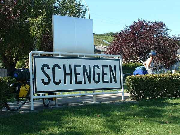 «Μπλόκο» σε Ρουμανία και Βουλγαρία για τη Σένγκεν