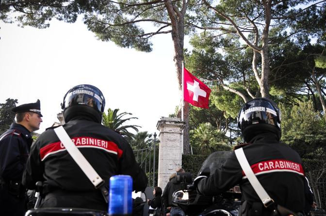 Ιταλία: «Από το εσωτερικό εστάλησαν τα παγιδευμένα δέματα»