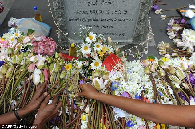 Σρι Λάνκα: Τελετές στη μνήμη των θυμάτων του τσουνάμι