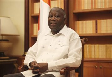 Ακτή Ελεφαντοστού: πιέσεις για παραίτηση του Γκμπάγκο