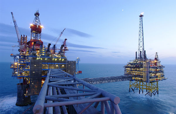 Aπειλή για την παγκόσμια ανάπτυξη οι τιμές του πετρελαίου, προειδοποιεί η ΙΑΕ