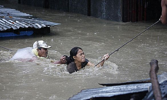 Τουλάχιστον 34 οι νεκροί από τις πλημμύρες στις Φιλιππίνες