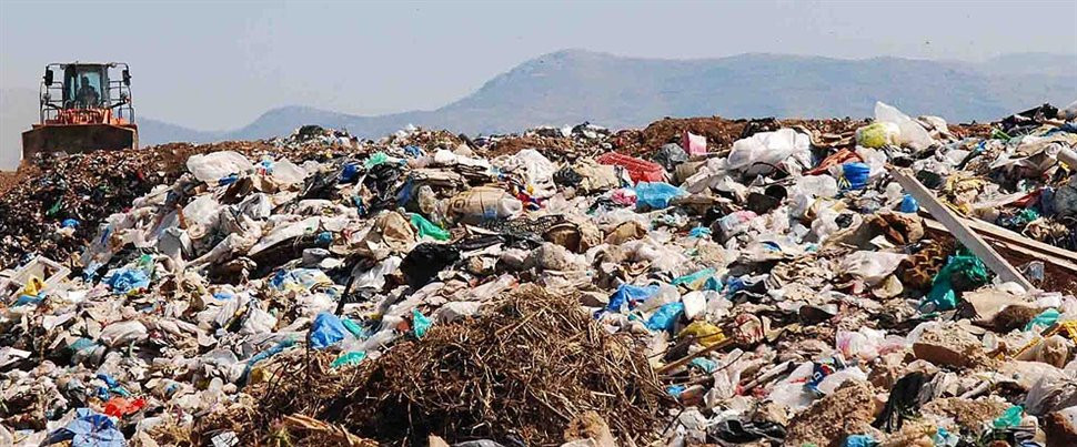 Να σταματήσει το έγκλημα των σκουπιδιών στην Αττική, ζητούν 4 ΜΚΟ