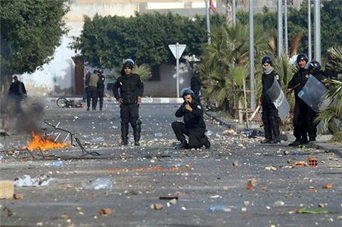 Απαγόρευση κυκλοφορίας στην πρωτεύουσα της Τυνησίας