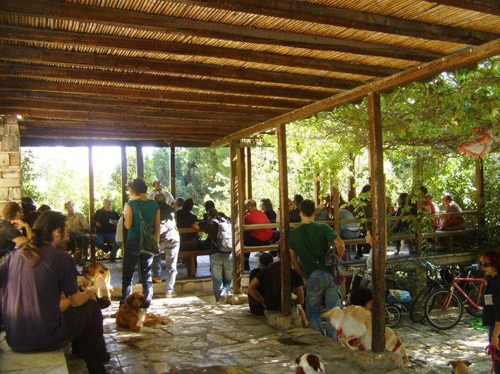 Κάλεσμα πολιτών για να «ξαναζωντανέψει» το καφενείο στου Λουμπαρδιάρη