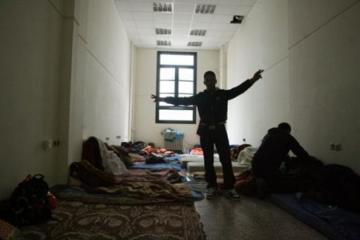 Πορείες αλληλεγγύης στους μετανάστες απεργούς πείνας σε Αθήνα και Θεσσαλονίκη