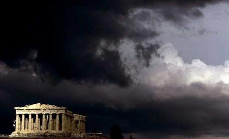 Economist: Οι βραδείες μεταρρυθμίσεις δεν βοηθούν την Ελλάδα ενώ συντηρούν την απειλή πτώχευσης
