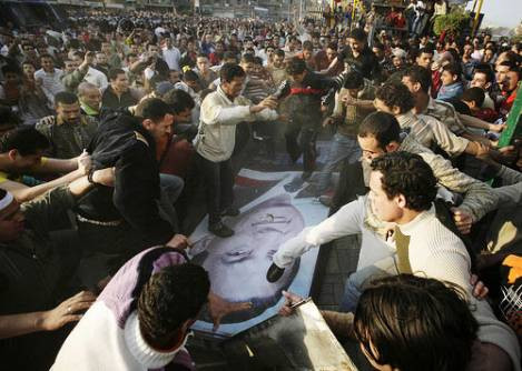Διάλογος για την επίλυση της κρίσης στην Αίγυπτο