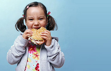 Το junk food μειώνει τον δείκτη νοημοσύνης των παιδιών σύμφωνα με μελέτη