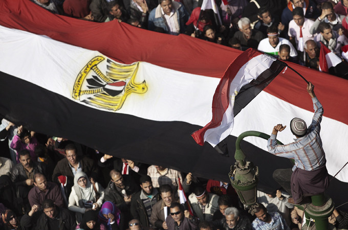 Επιμένουν στην άμεση απομάκρυνση Μουμπάρακ οι Αιγύπτιοι