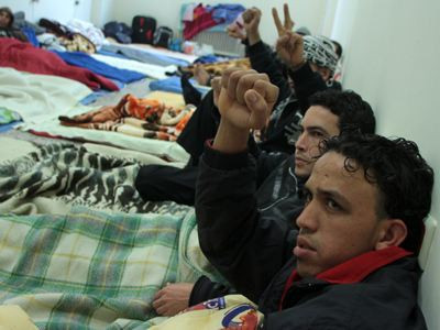 ΓΣΕΕ και ΑΔΕΔΥ ζητούν «να δοθεί λύση στο πρόβλημα των μεταναστών» απεργών πείνας