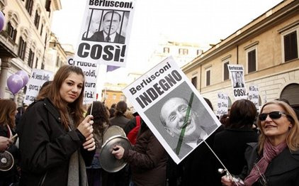 Διαδηλώσεις κατά Μπερλουσκόνι στην Ιταλία
