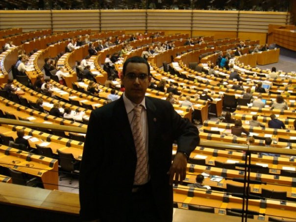Ο Ζαν Ντανιέλ Κολομπανί πάει στη Βουλή, από το The Jungle Report