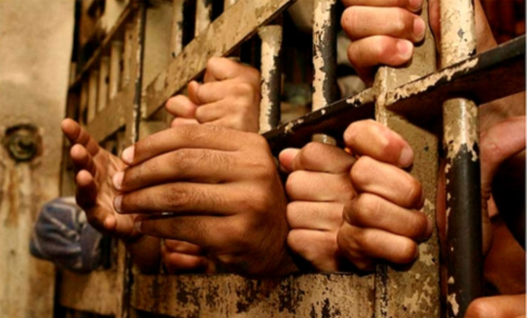Με νέες φυλακές «αντιμετωπίζεται» το πρόβλημα του υπερπληθυσμού