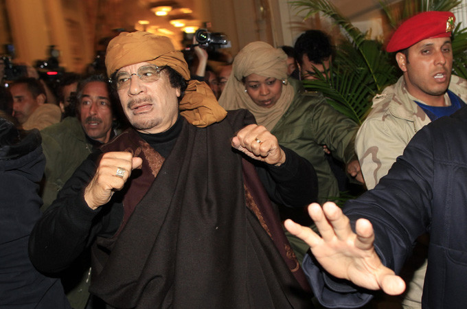«Οι ξένοι φταίνε» επιμένει ο Καντάφι