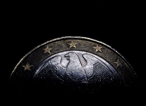 «Σύμφωνο για το Ευρώ» εγκρίνουν οι «17» στη Σύνοδο