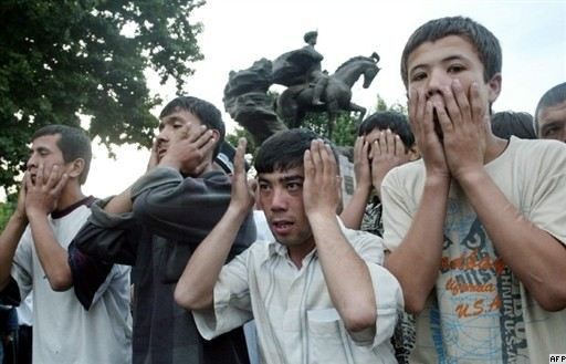 Υπό διωγμό το Παρατηρητήριο Ανθρωπίνων Δικαιωμάτων στο Ουζμπεκιστάν
