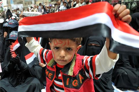 Στους 110 οι νεκροί από έκρηξη σε εργοστάσιο πυρομαχικών στην Υεμένη