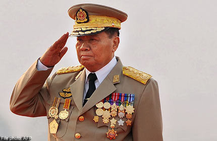 Αποστρατεύτηκε ο επικεφαλής στρατηγός της χούντας της Μιανμάρ Θαν Σουέ