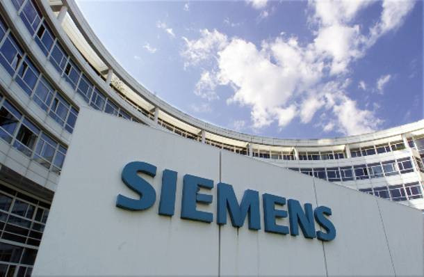 Συλλογή υπογραφών για να συζητηθεί στη Βουλή το πόρισμα για τη Siemens